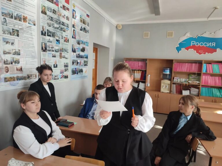Школьники взглянули на классику через призму финансовой грамотности.